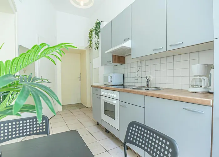 Discover Danube And Prater Stern From Our 1br Gem
